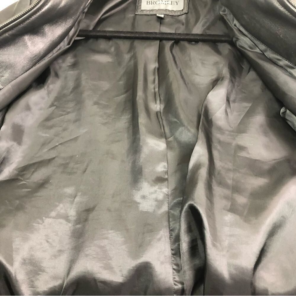 Bromley Collection Black Genuine Leather Full Zip Jacket - Picture 8 of 10